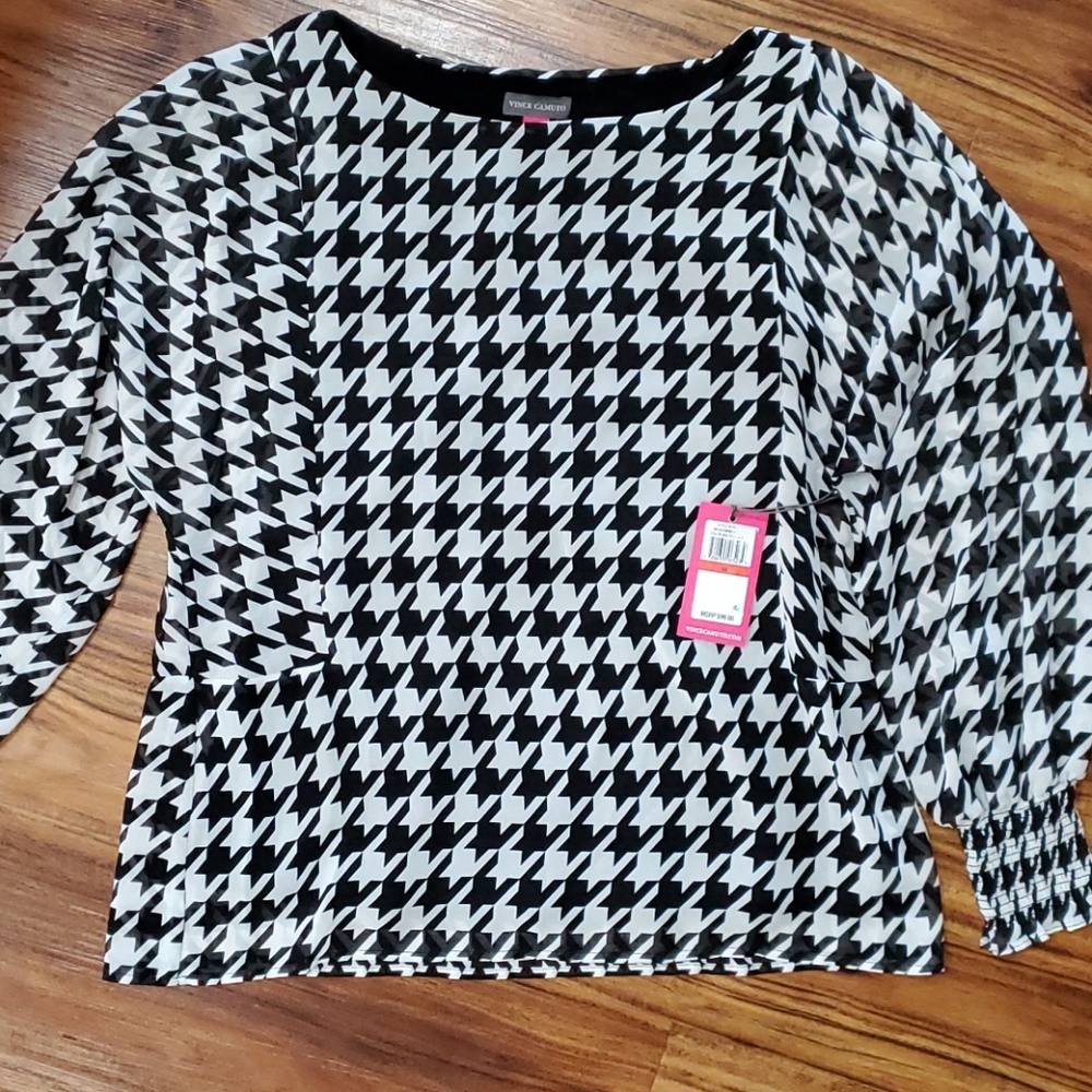 NWT Vince Camuto top NWT